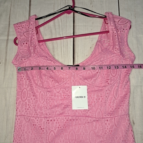 2 FOR 20 SALE Forever 21 Knit Eyelet Pink Icing Dress Size Medium - Picture 3 of 8